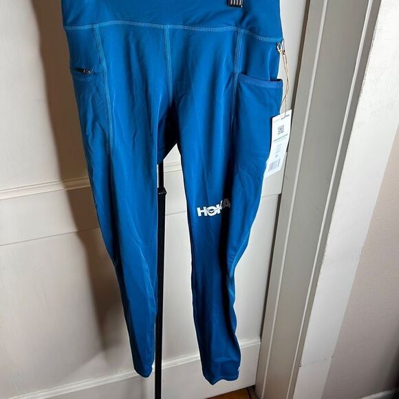 Hoka One One Performance Crop Tight blue NWT - Picture 2 of 7